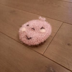 Eponge lavable smiley – Crochetée à la main – Rose