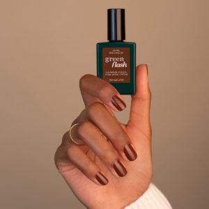 Manucurist – Vernis à ongles SEMI-PERMANENT green flash 15ml – Chestnut