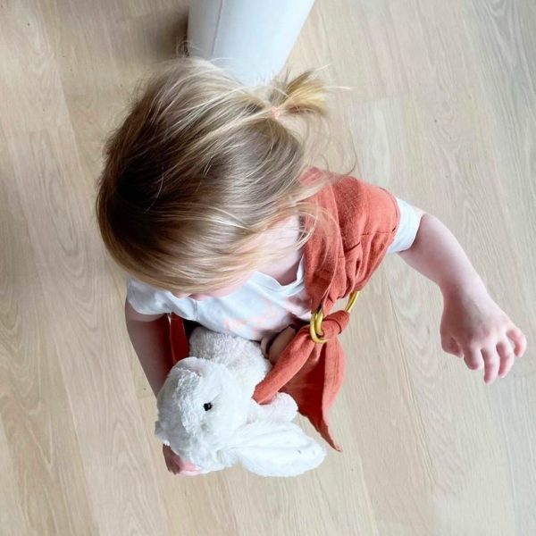 joli-nous-ring-sling-pour-poupee-et-doudou4