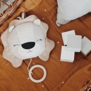 Atelier Maurice – Boîte musicale faite main – Lion Beige – Lettre à Elise