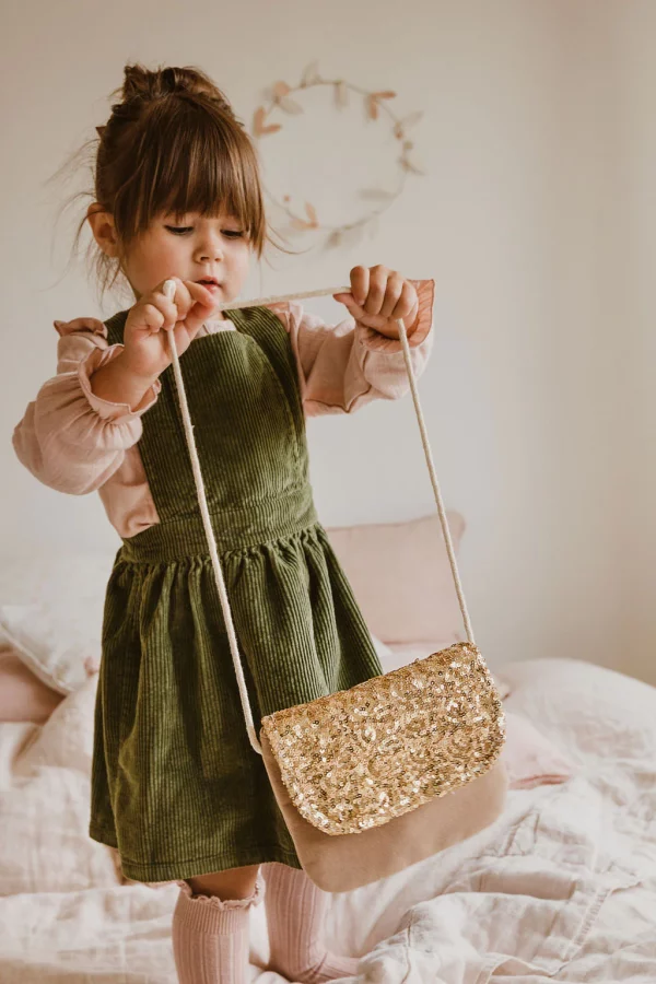 sac-a-main-velours-et-sequins-or-1_8d363021-022d-47d4-a6af-1e377e496ce2_1080x.jpg