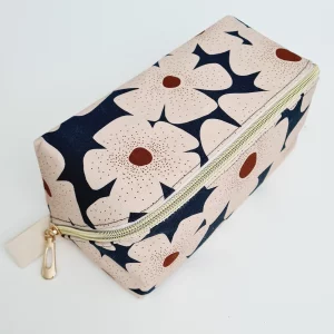 Trousse de toilette magique – Calliope