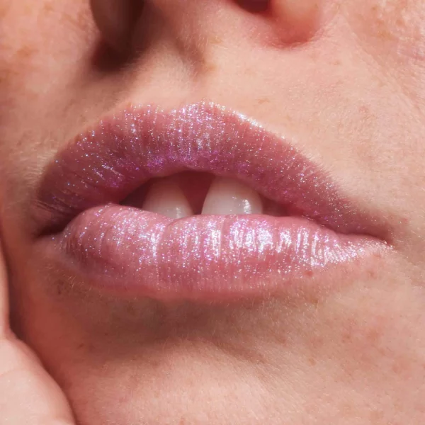 gloss-holodisco-porte-virginie-zoom-1_7c6c73d9-73e1-4866-99a2-05c5d0c5f4ef.jpg