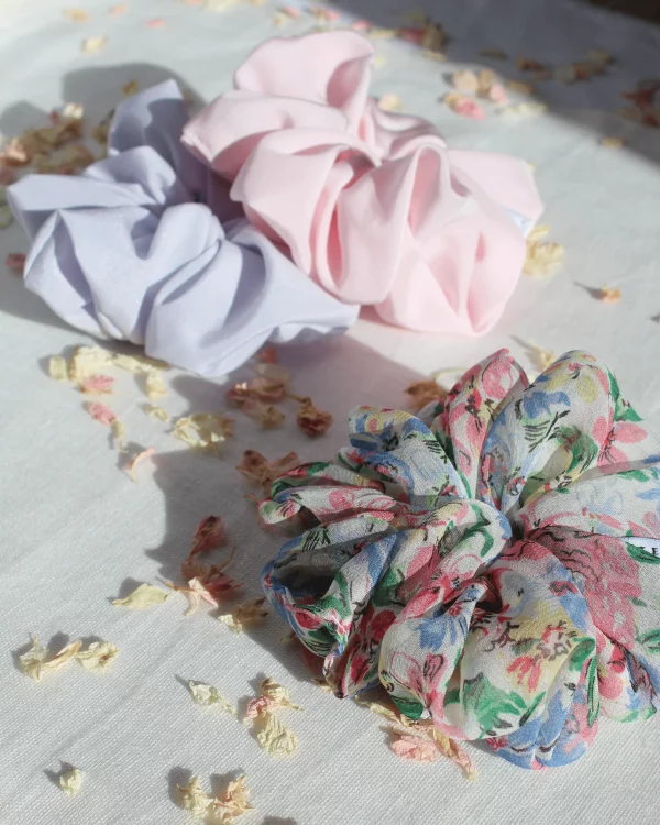 Chouchou en soie floral 2