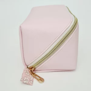 Trousse de toilette magique en simili cuir – Lisette