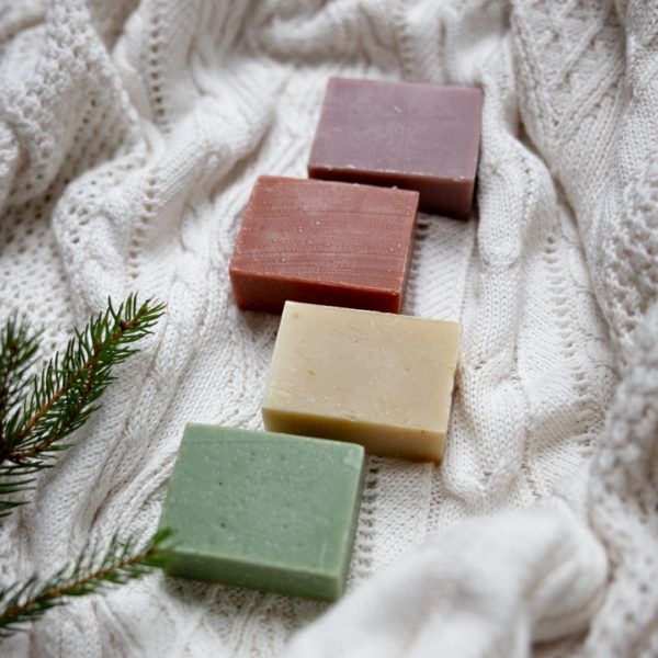 2boite-de-4-savonnettes-noel